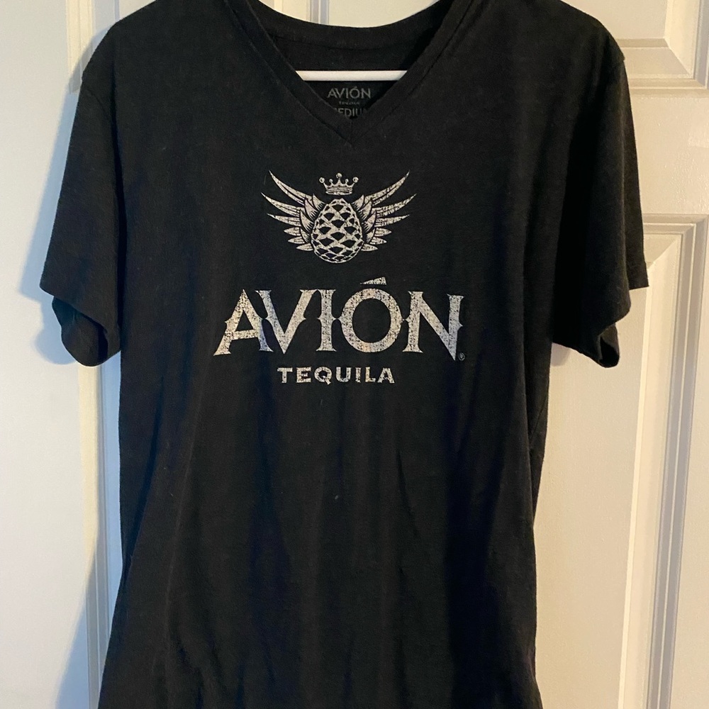 Men’s Avion Tequila V-Neck Shirt